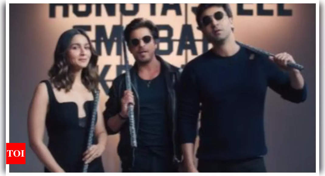 शाहरुख खान, आलिया भट्ट और रणबीर कपूर एक विज्ञापन के लिए एक साथ आए;  प्रशंसक उन्हें 'ड्रीम कास्ट' कहते हैं - फोटो देखें |  हिंदी मूवी समाचार - टाइम्स ऑफ इंडिया