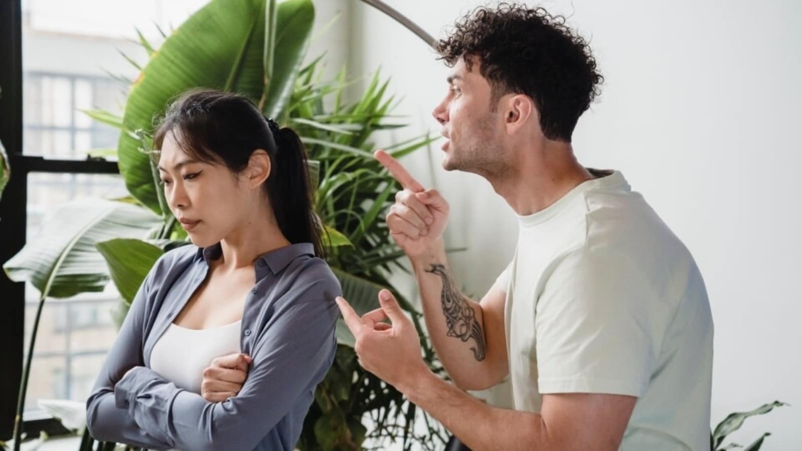 महिलाओं के आंसू सूंघने से पुरुषों का आक्रामक व्यवहार कम हो जाता है?  यहाँ अध्ययन क्या कहता है