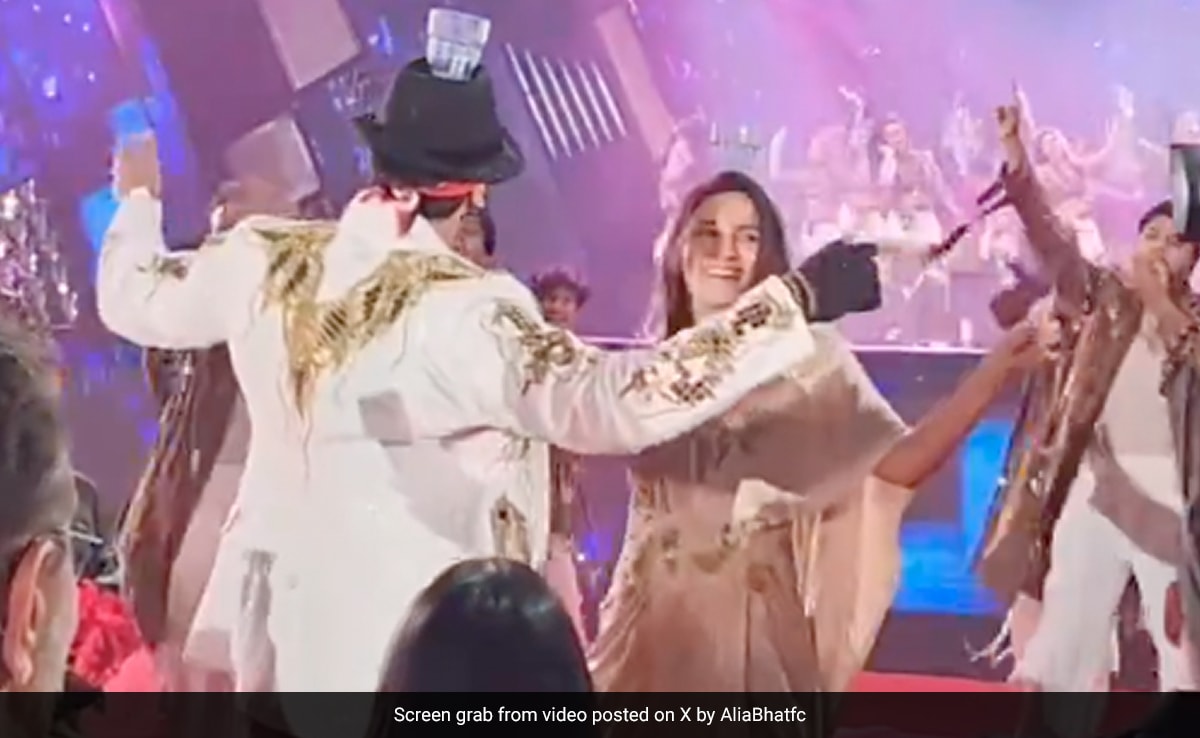 Filmfare Awards 2024: This Video Of Alia Bhatt And Ranbir Kapoor Dancing To Jamal Kudu Is Crazy Viral