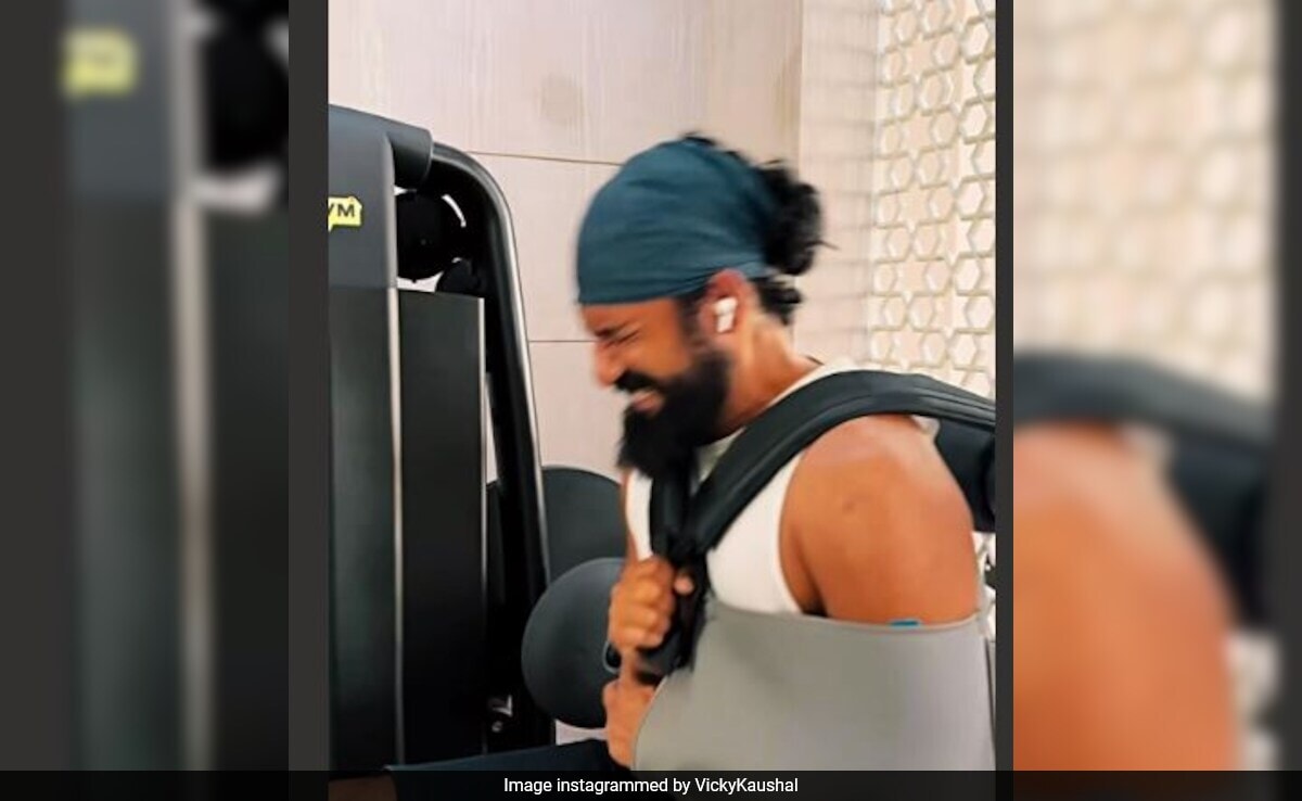 Definition Of Real Josh: Vicky Kaushal, Wearing A Sling, Works Out