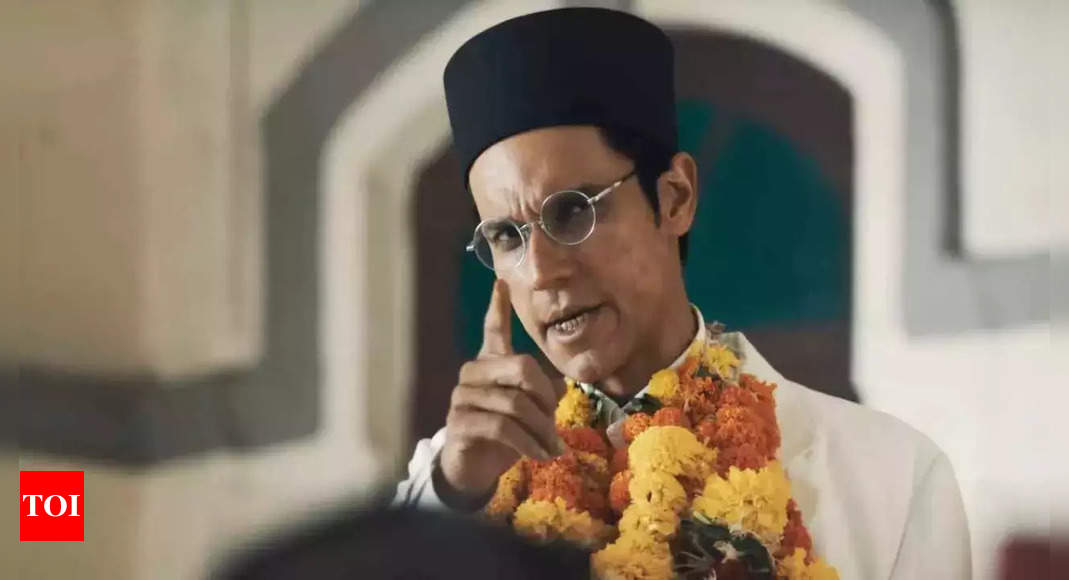 स्वतंत्र वीर सावरकर बॉक्स ऑफिस कलेक्शन दिन 10: रणदीप हुडा की फिल्म ने अपने दूसरे सप्ताहांत में उछाल देखा |  हिंदी मूवी समाचार - टाइम्स ऑफ इंडिया