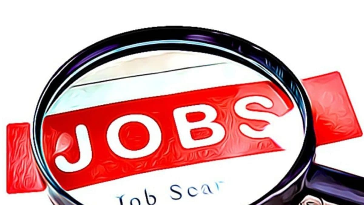 India Post Karnataka Circle Announces 27 Vacancies For Staff Car Driver Positions - News18