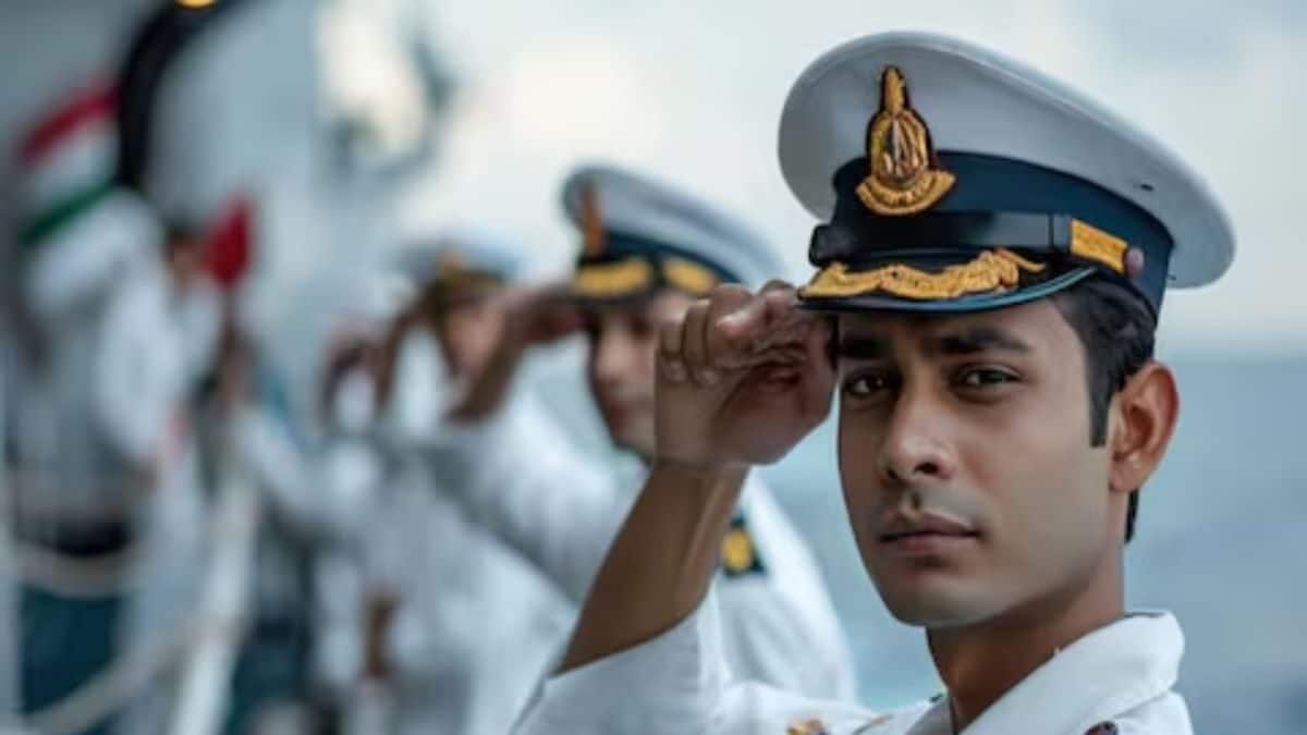 Indian Navy Announces Vacancies For Class 8 And 10 Pass Candidates - News18