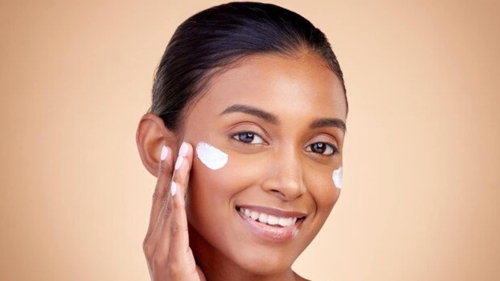 ज़रूरत है या नहीं: क्या भारतीय त्वचा के लिए सनस्क्रीन ज़रूरी है?