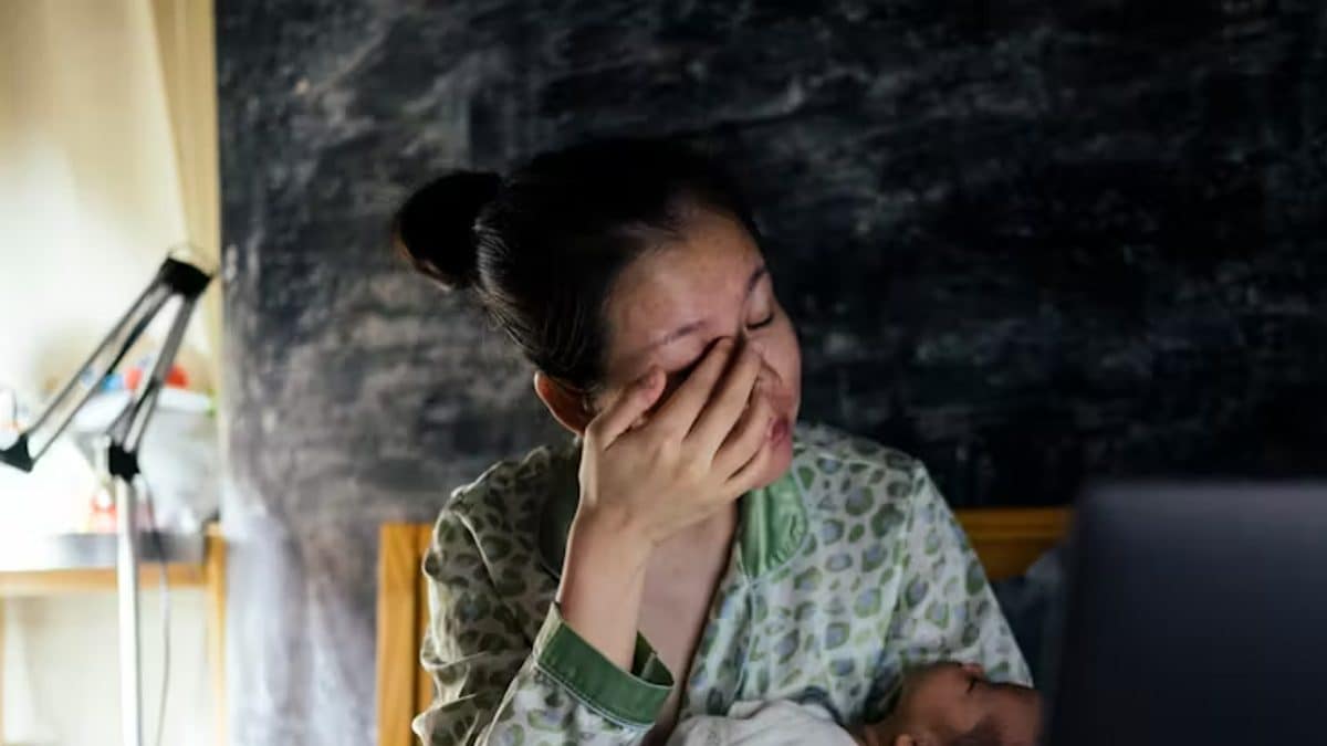 मदर्स डे 2024: नई माताओं के लिए अनिद्रा दूर करने और बेहतर नींद के लिए 5 टिप्स - News18