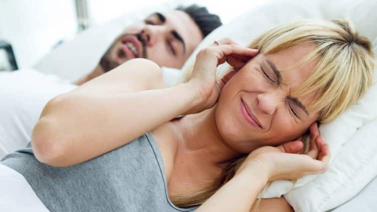 Snoring can increase the risk of fatal diseases read full article in hindi क्या आप भी लेते हैं खर्राटे? जानिए इसके कारण कौन सी जानलेवा बीमारियों का बढ़ सकता है खतरा