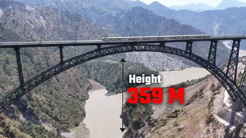 देखें: जम्मू-कश्मीर में दुनिया के सबसे ऊंचे रेलवे पुल को पार करती पहली ट्रेन