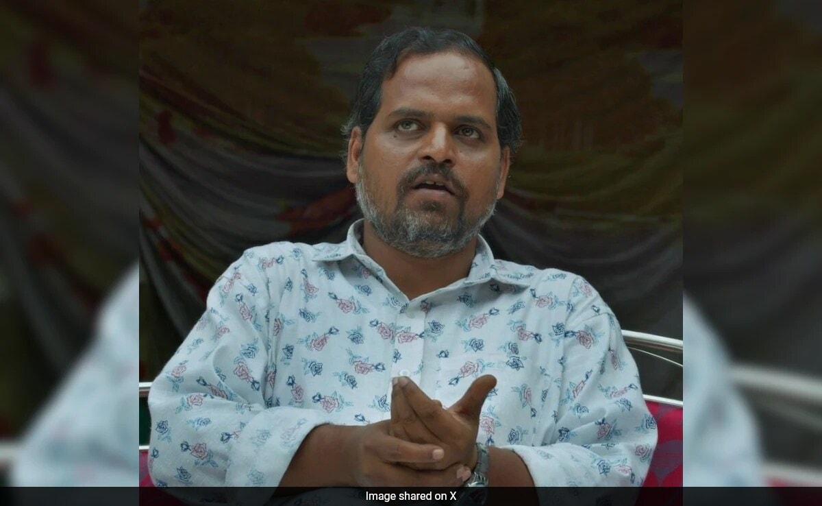 Panchayat Actor Durgesh Kumar AKA Bhushan On His Struggling Days: