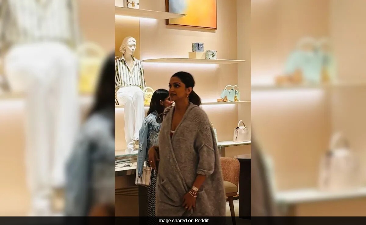 Viral: Mom-To-Be Deepika Padukone Spotted Shopping In This Unseen Pic