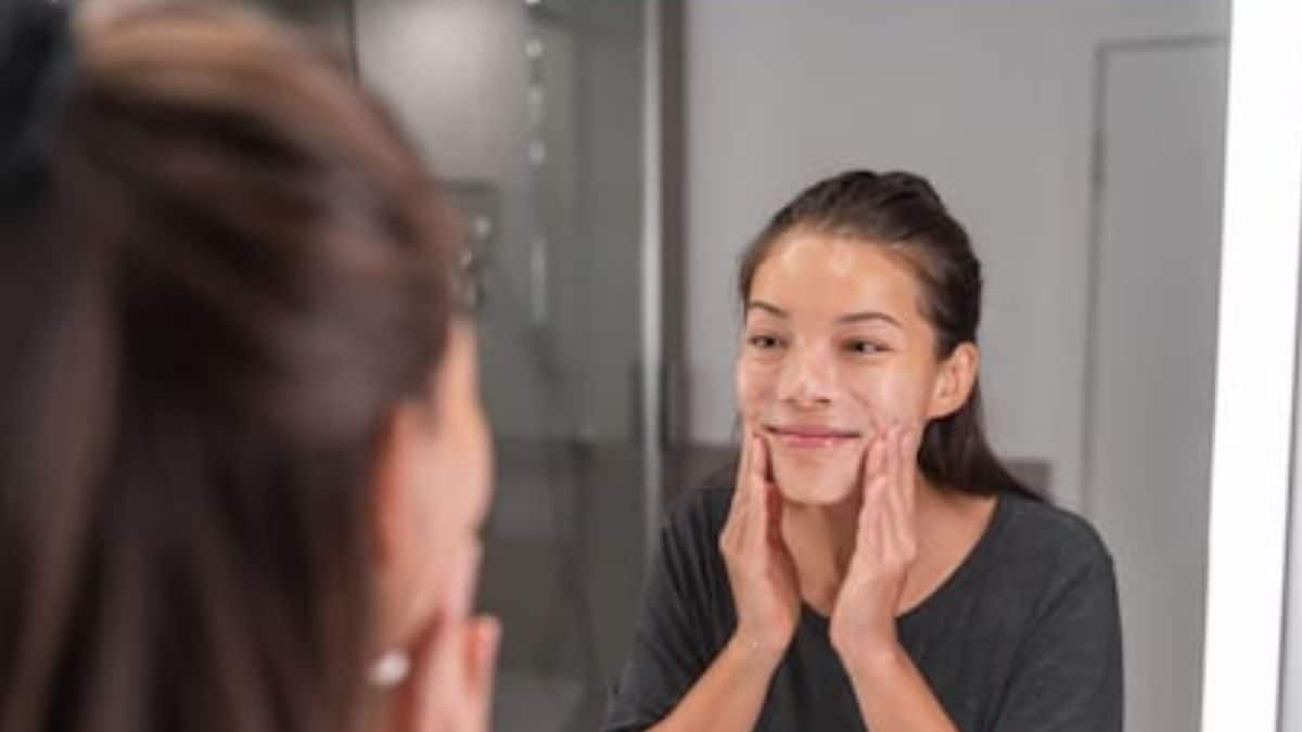 विशेषज्ञ ने बताया कि आपको अपने चेहरे पर साबुन का उपयोग क्यों नहीं करना चाहिए - News18