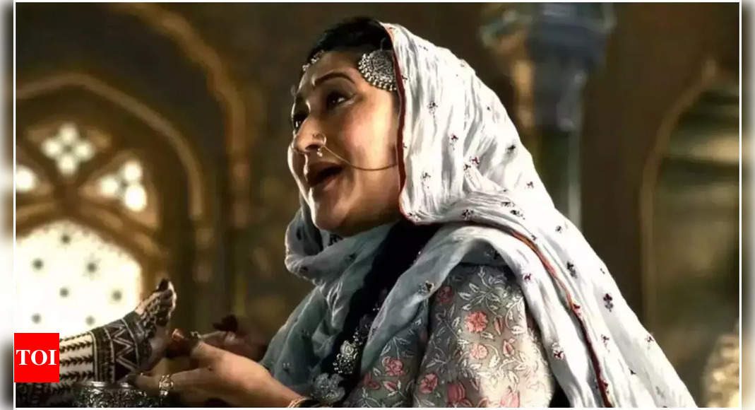 'हीरामंडी' की अभिनेत्री जयति भाटिया ने खुलासा किया कि संजय लीला भंसाली अच्छे शॉट देने वाले कलाकारों को 500 रुपये देते हैं! | हिंदी मूवी न्यूज़ - टाइम्स ऑफ़ इंडिया